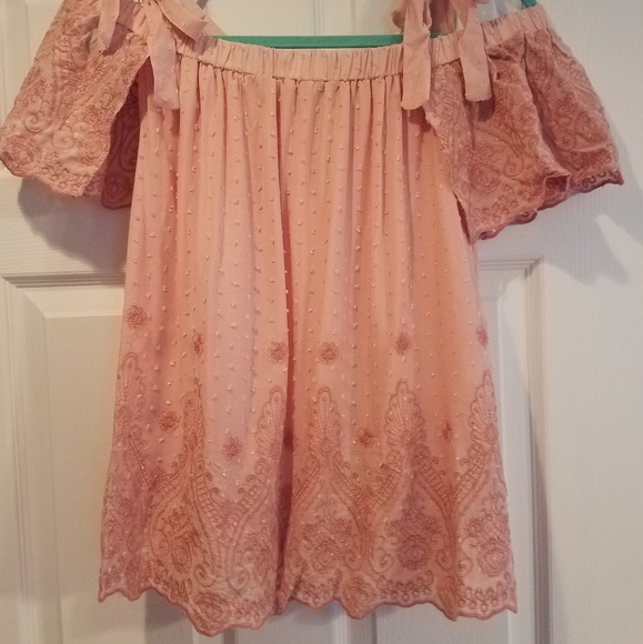 Top from Francesca's - Picture 2 of 2